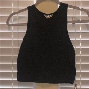 Grey cropped razor back tank